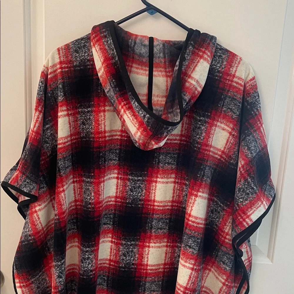 Eddie Bauer Fleece Red and Black Plaid Poncho with hood/pocket